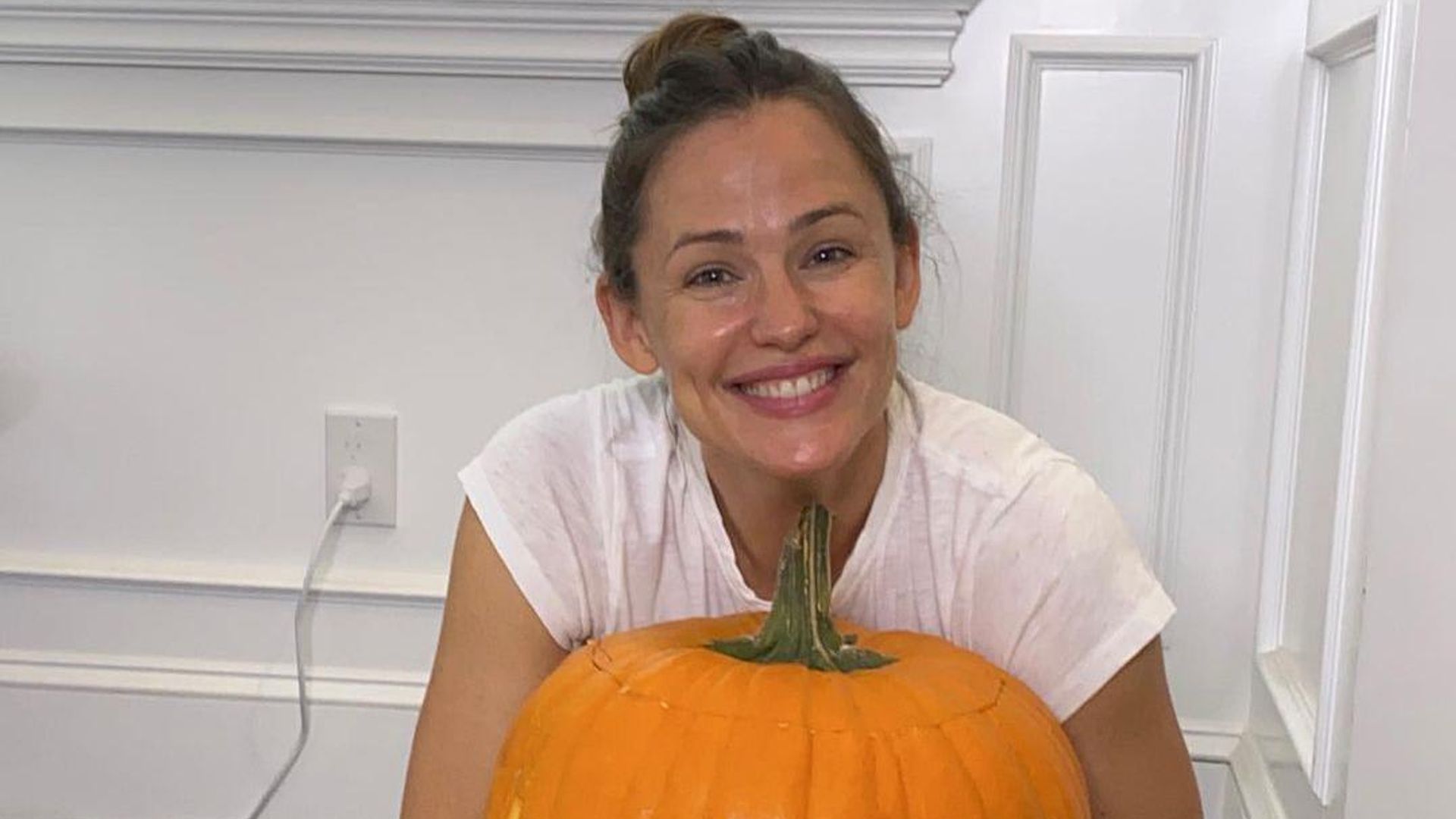 Jennifer Garner responds to pregnancy rumors (again)