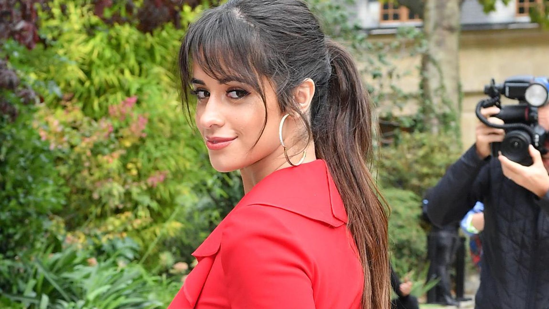 Camila Cabello has hilarious photo fail with the Eiffel Tower in Paris