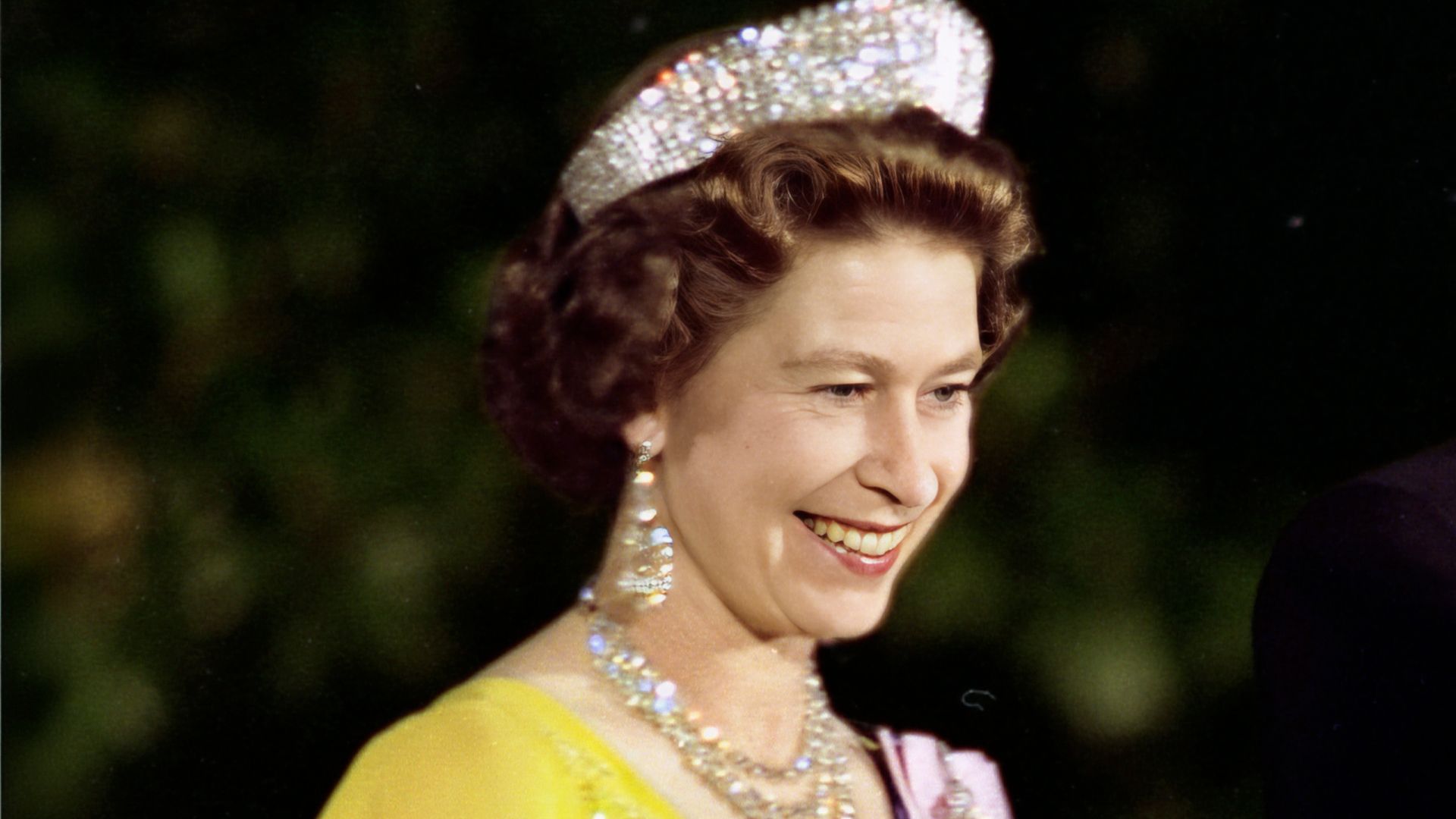 Queen Elizabeth once borrowed a friend’s tiara for an unexpected reason