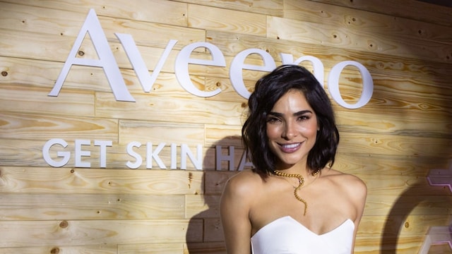 Alejandra Espinoza Aveeno brand ambassador