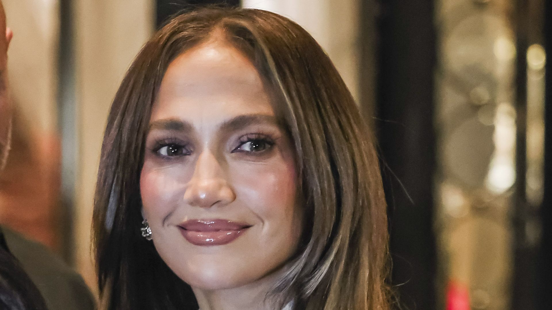 Jennifer Lopez makes a white shirt look anything but basic during latest outing: Is she the new workwear queen?