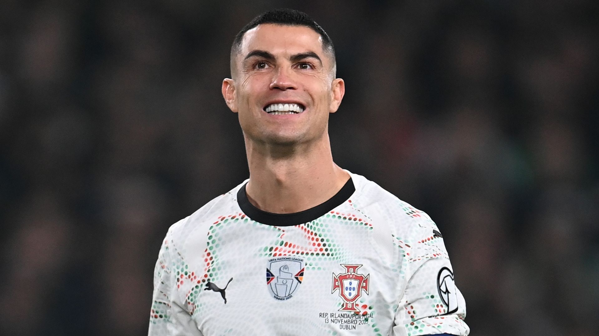 Move over, Ellen! Cristiano Ronaldo, Elon Musk, and more drop a selfie giving Oscars 2014 vibes