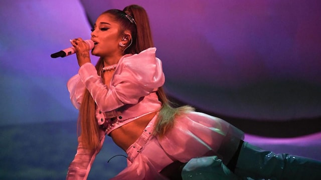 Ariana Grande "Sweetener World Tour" - London