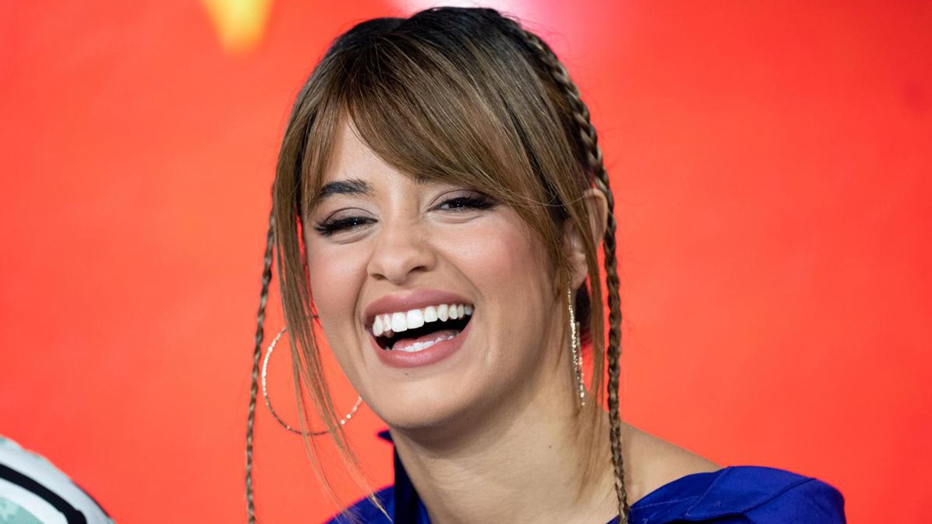 Camila Cabello’s hilarious reaction after falling in front of ‘The Voice’ judges