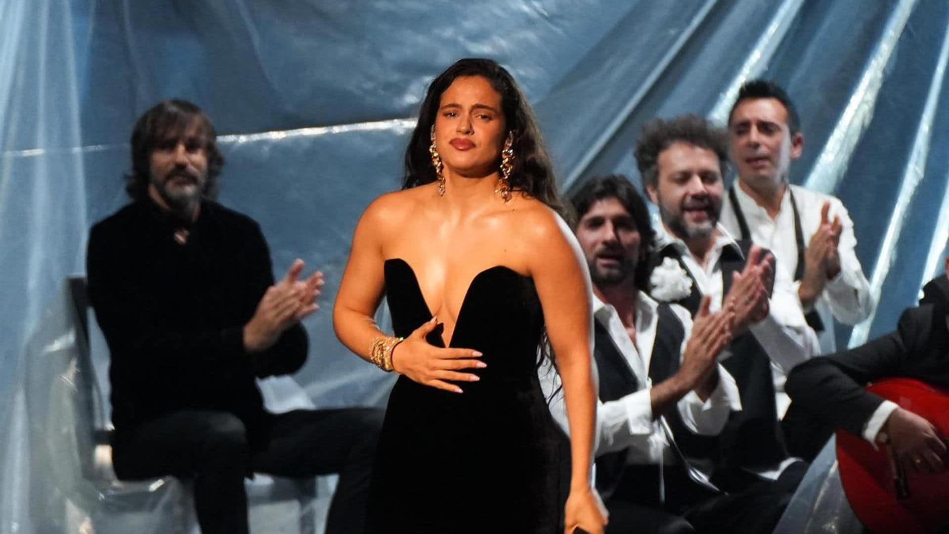 Why did Rosalía change the ‘Se nos rompió el amor’ lyrics during the Latin Grammys?