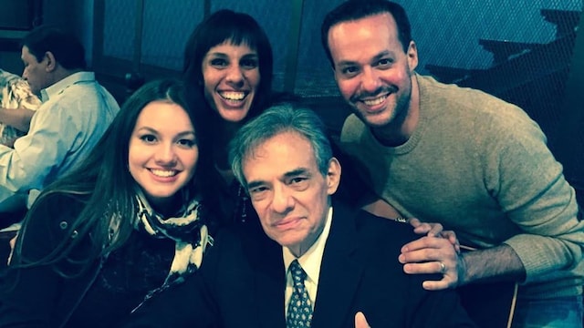 Jose Jose con sus hijos