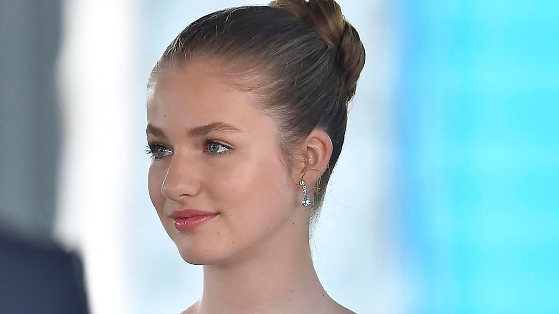 Princess Leonor of Spain exudes Cinderella vibes at awards ceremony