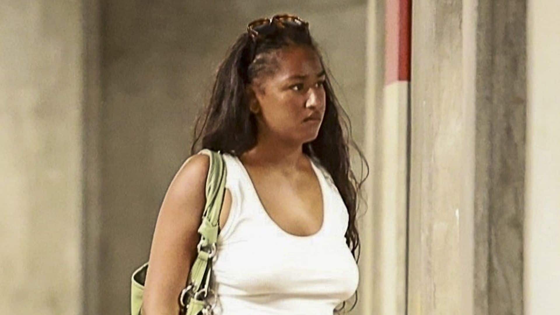Barack Obama's youngest daughter, Sasha Obama, is spotted hanging out with a friend in Los Angeles, sporting a summer casual look.
