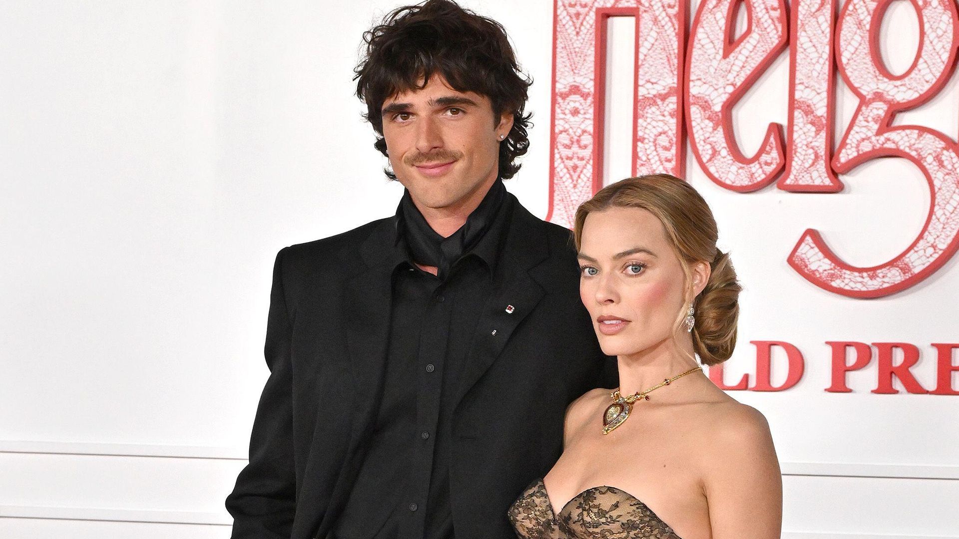 Margot Robbie wears Elizabeth Taylor’s $8 million Taj Mahal necklace: The story behind it