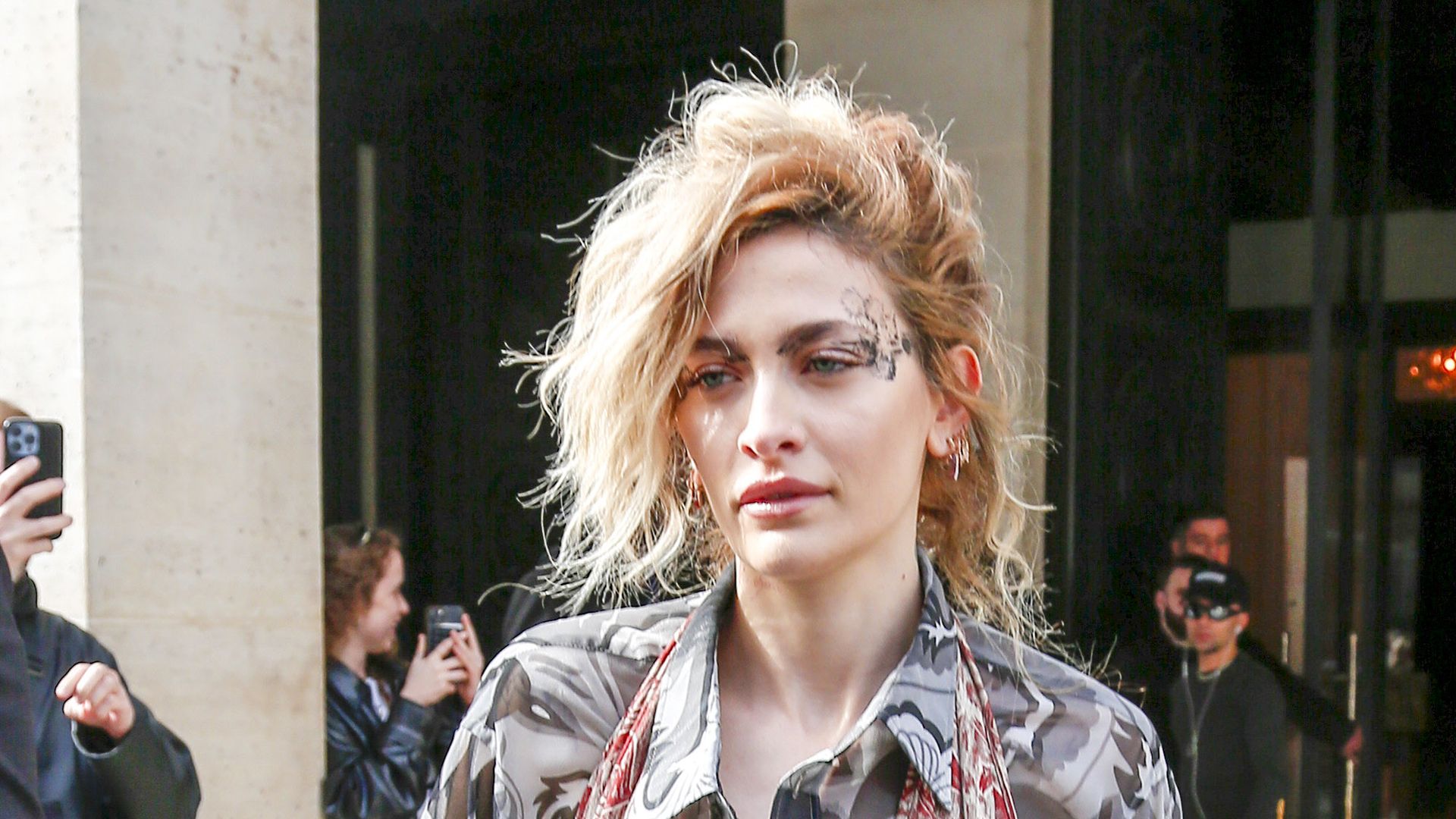 Paris Jackson gives Cyndi Lauper vibes in bold street style at Paris Fashion Week