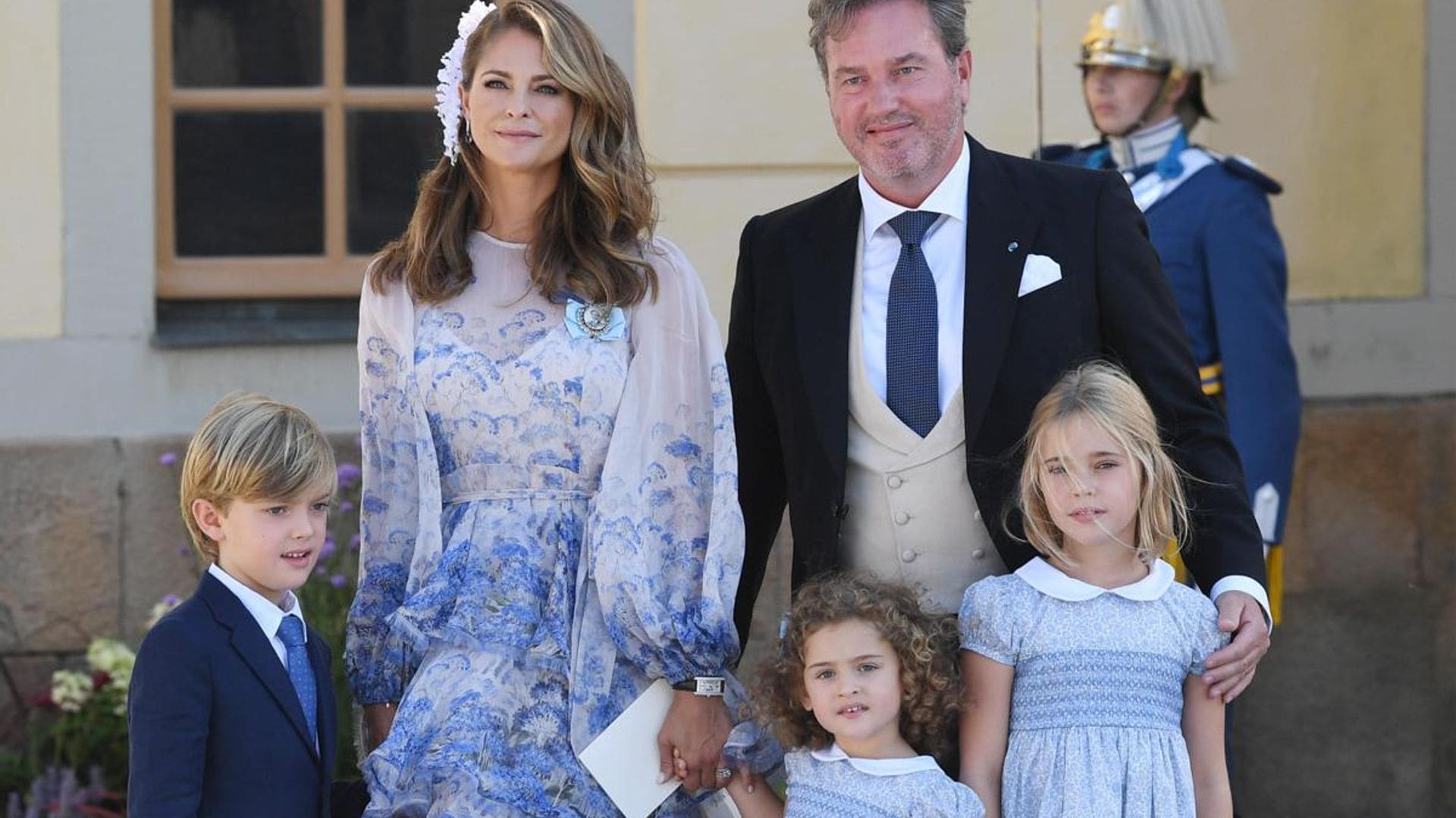 Princess Madeleine takes daughters pumpkin picking in Florida