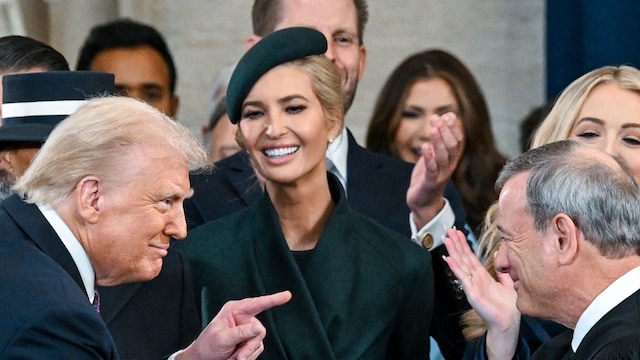 Donald Trump gets sworn in as President