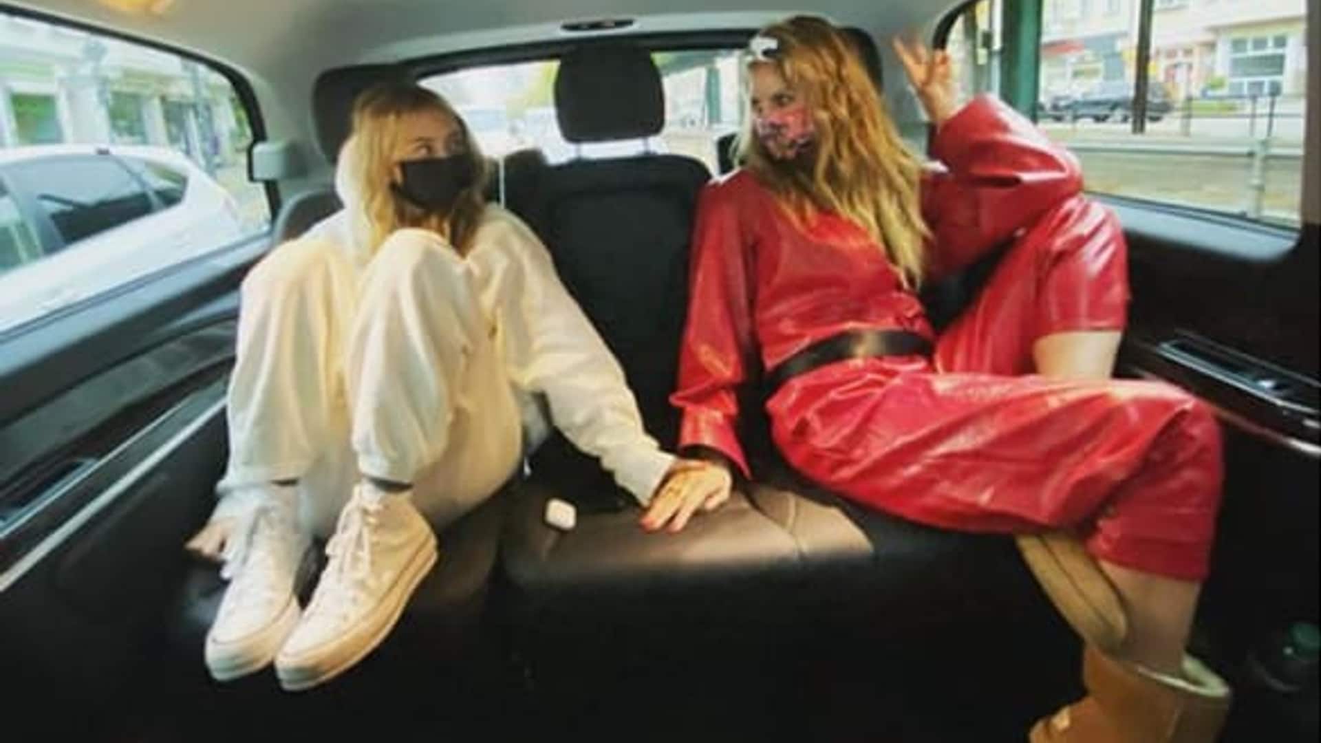 Heidi Klum with her teenage, lookalike daughter