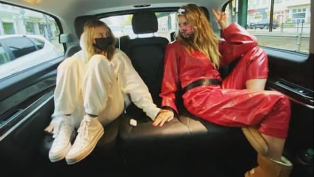 Heidi Klum with her teenage, lookalike daughter