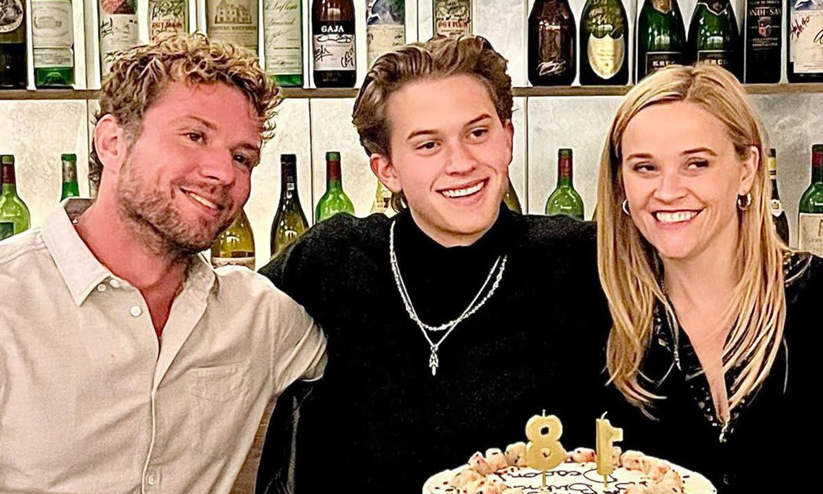 Ryan Phillippe, Reese Witherspoon's son Deacon
