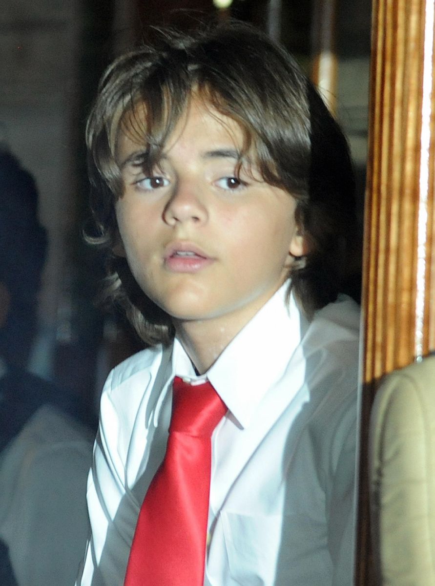 Prince Michael leaves in a bus after Michael Jacksons burial ceremony 
