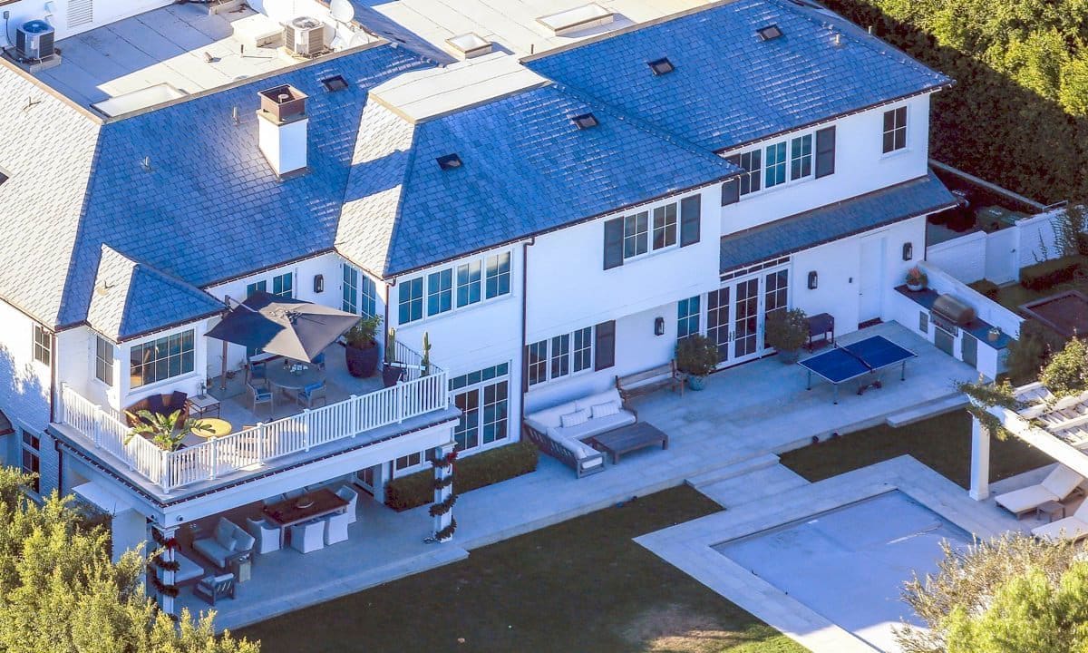 Ben Affleck is reportedly looking to sell his home