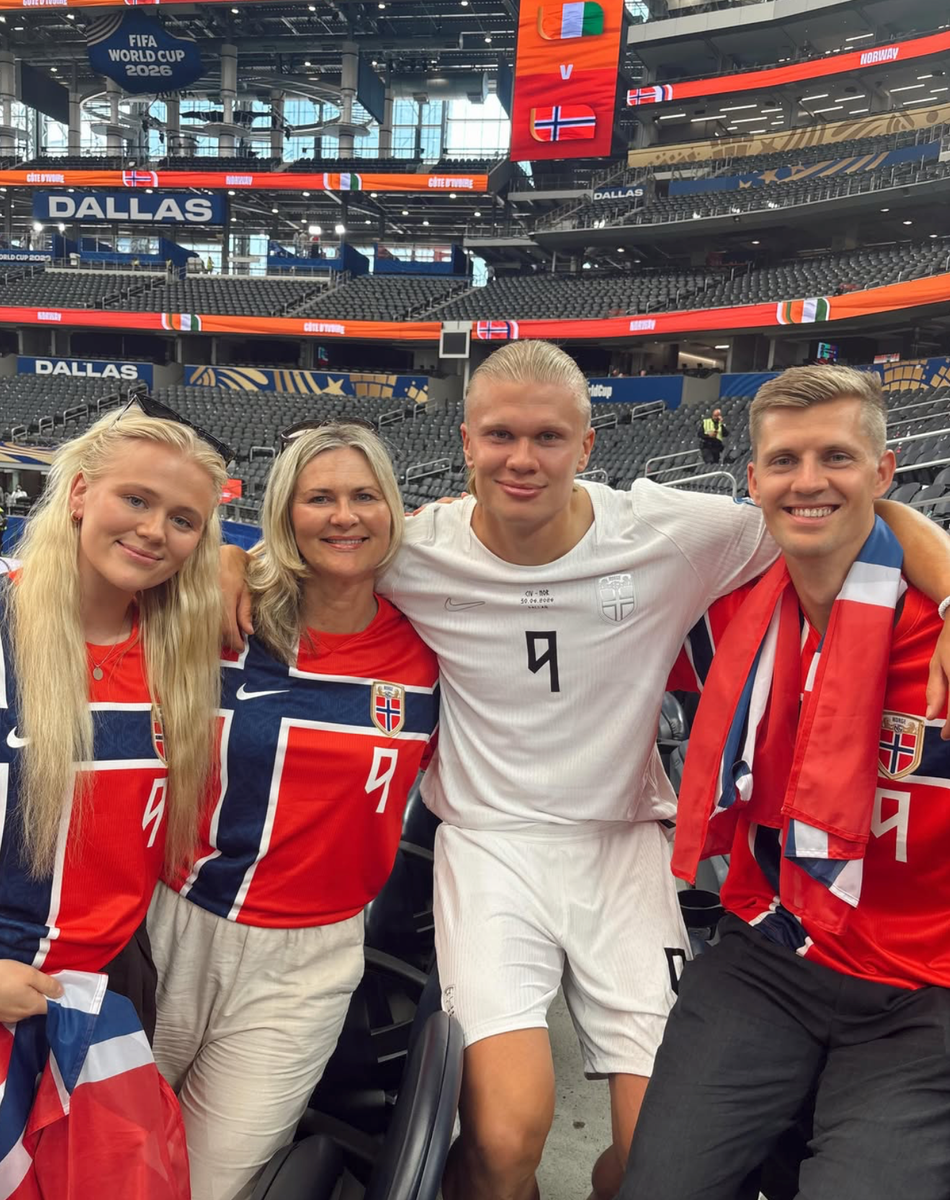 Erling Haaland poses with his family after Norway's World Cup match, where his sister Gabrielle quickly went viral for her striking resemblance to the Manchester City star.