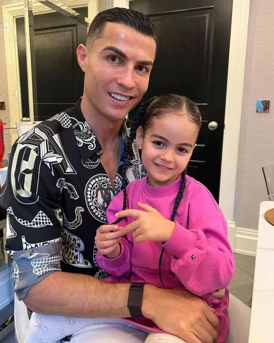 Cristiano Ronaldo asked his daughter Alana a big question about her future: “What do you want to be when you grow up?”