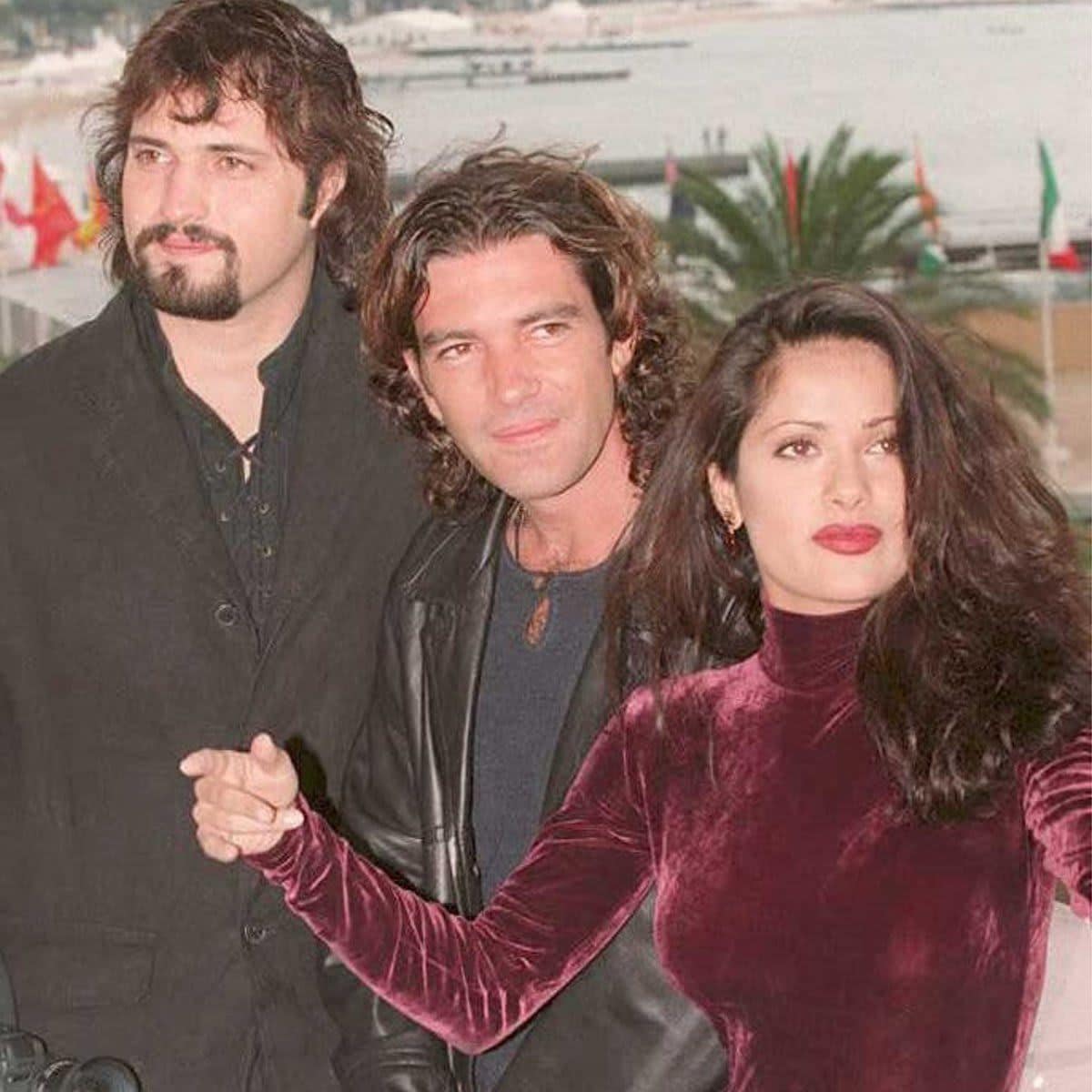 Spanish actor Antonio Banderas (C) and Mexican act