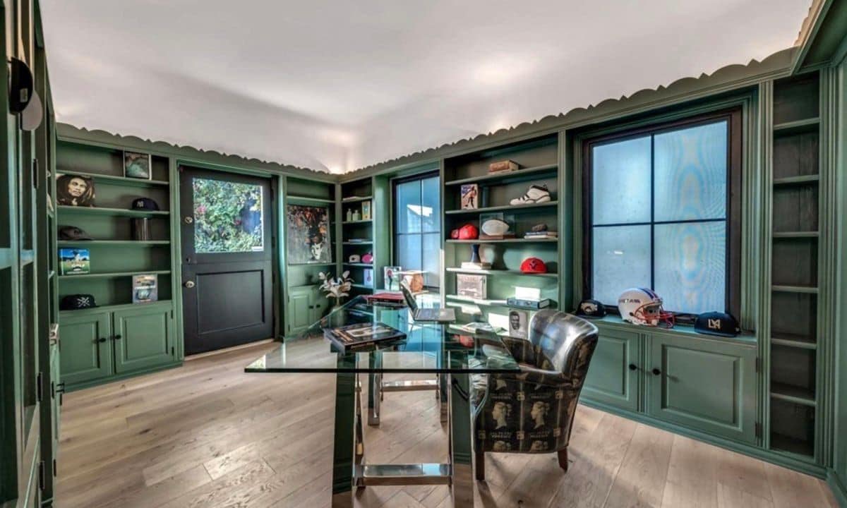 The last house where Naya Rivera lived is for sale at $ 2.695 Million Dollars.