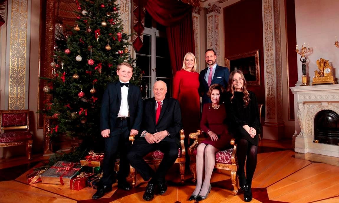 Crown Prince Haakon, Prince Sverre Magnus, Crown Princess Mette-Marit, King Harald, Princess Ingrid Alexandra and Queen Sonja of Norway