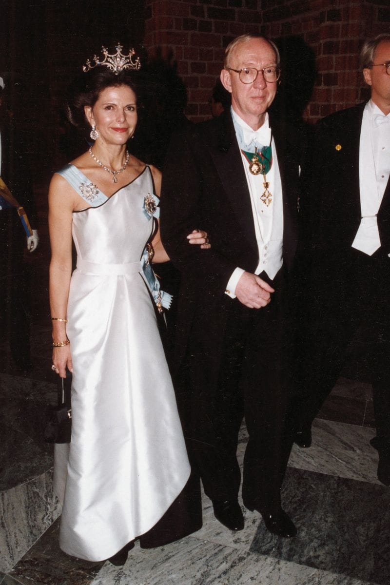 Victoria of Sweden brings back one of her mother’s Gala gowns