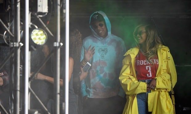 Beyonce's husband got the crowd to sing her Happy Birthday during the music festival.
Photo: Getty Images