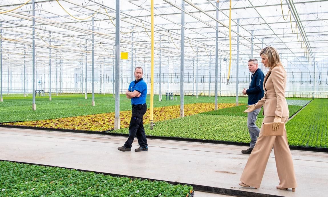 The Queen visited a plant nursery on March 27
