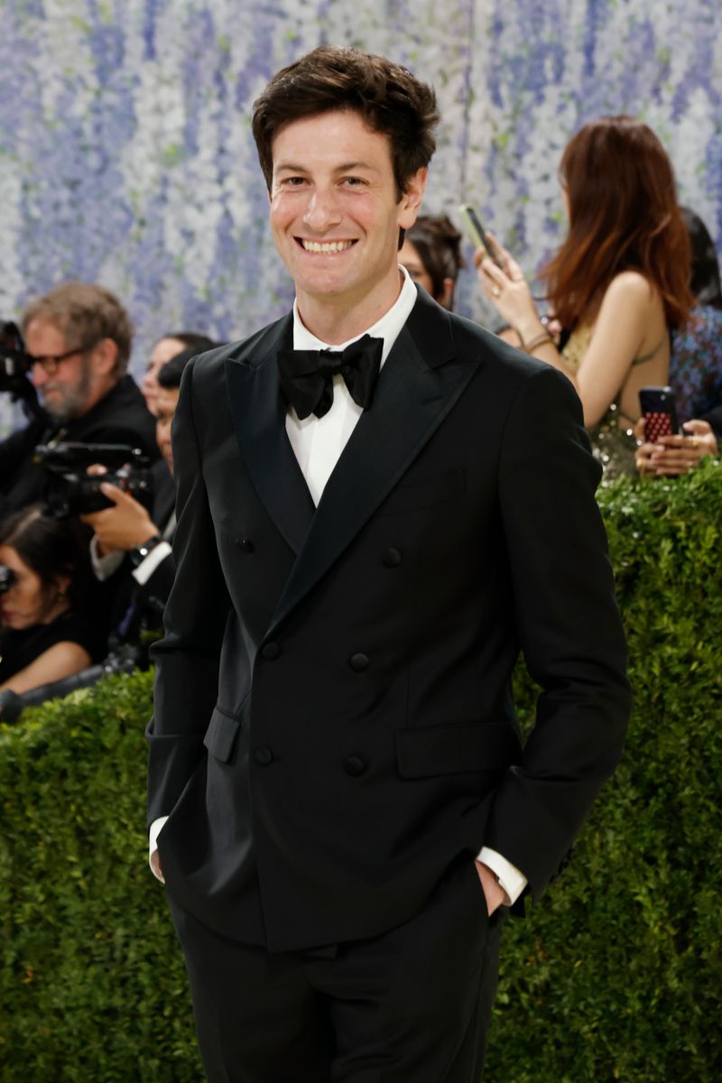 Joshua Kushner now co-owns the Lakers