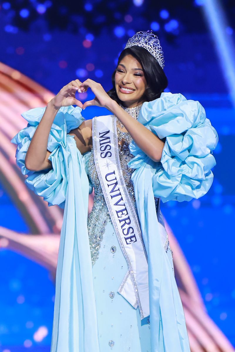 Amid the controversy, she made sure to highlight something that truly deserved the spotlight: Itza Castillo securing a Top 30 placement.