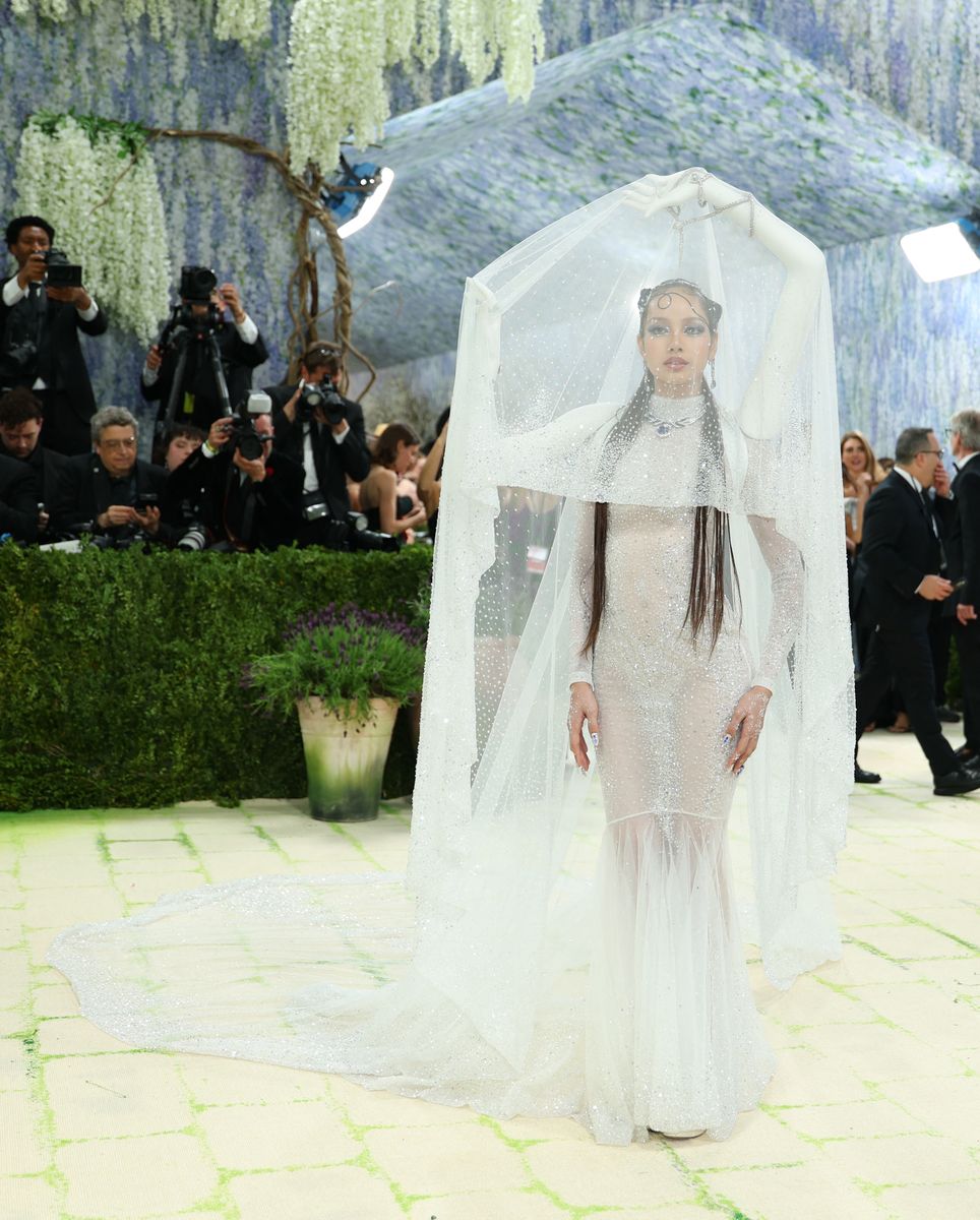 Thai singer and actress Lalisa Manobal, known as Lisa, arrives for the 2026 Met Gala celebrating "Costume Art" at the Metropolitan Museum of Art, in New York, on May 4, 2026. (Photo by ANGELA WEISS / AFP via Getty Images) 