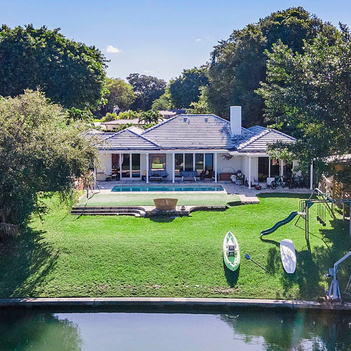 Alex Rodriguez sells the multimillion dollar property he bought while engaged to Jennifer Lopez