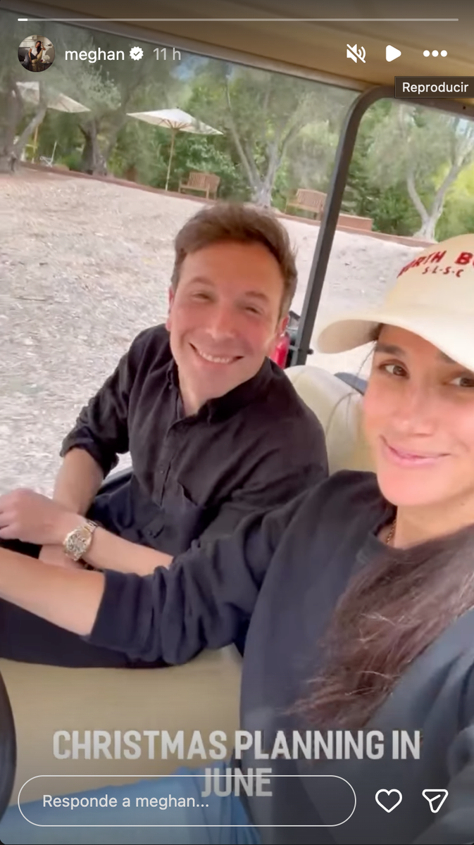 Meghan Markle is giving fans a casual glimpse behind the scenes as she rolls out her latest holiday project, and her fresh-faced appearance is getting almost as much attention