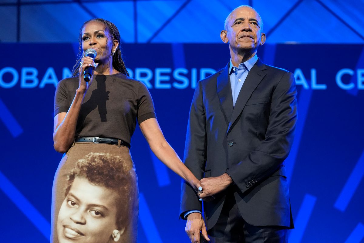 Michelle and Barack Obama tear up with an emotional tribute to Michelle's late mother