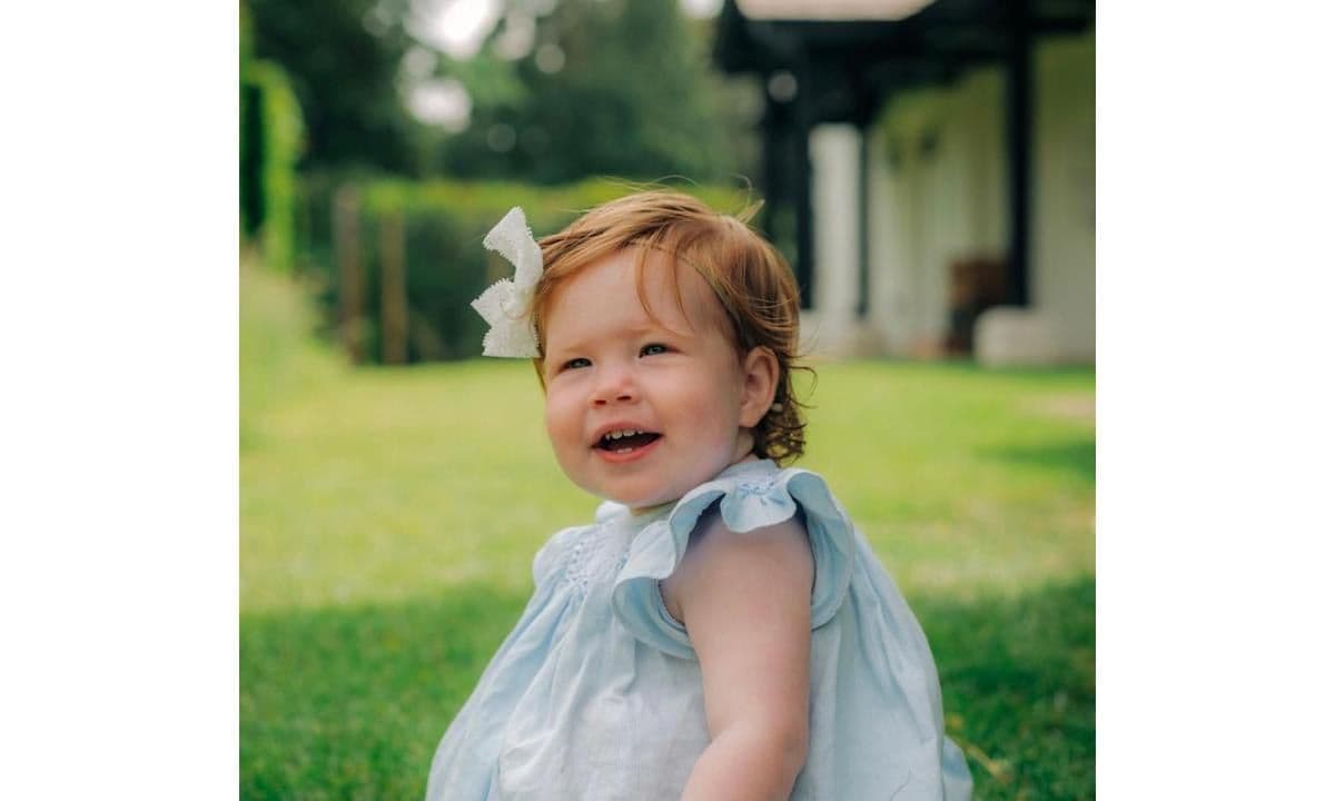 Meghan Markle and Prince Harry release new photo of daughter Lilibet