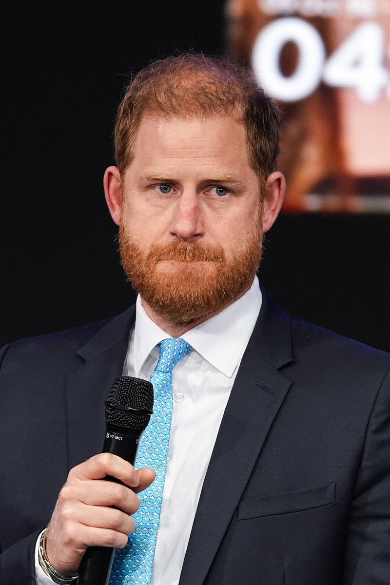 Prince Harry is making it clear that he wants peace with his family