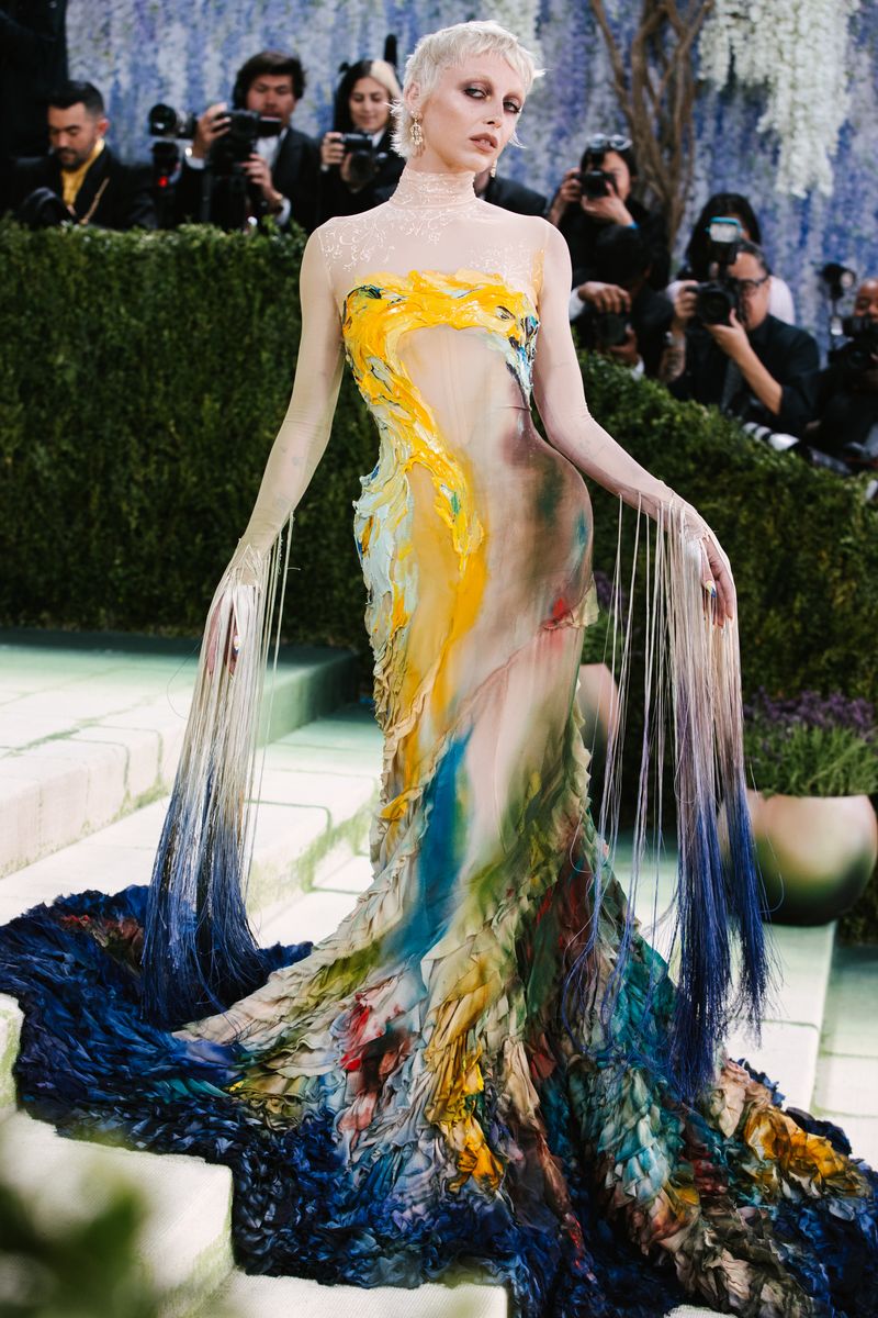 Emma Chamberlain at The 2026 Met Gala Celebrating "Costume Art" held at The Metropolitan Museum of Art on May 04, 2026 in New York, New York. (Photo by Lexie Moreland/WWD via Getty Images) 