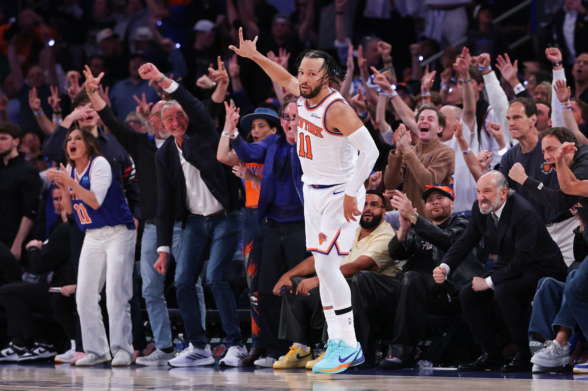 Jalen Brunson #11 of the New York Knicks celebrates a three-point basket during the second quarter against the San Antonio Spurs.