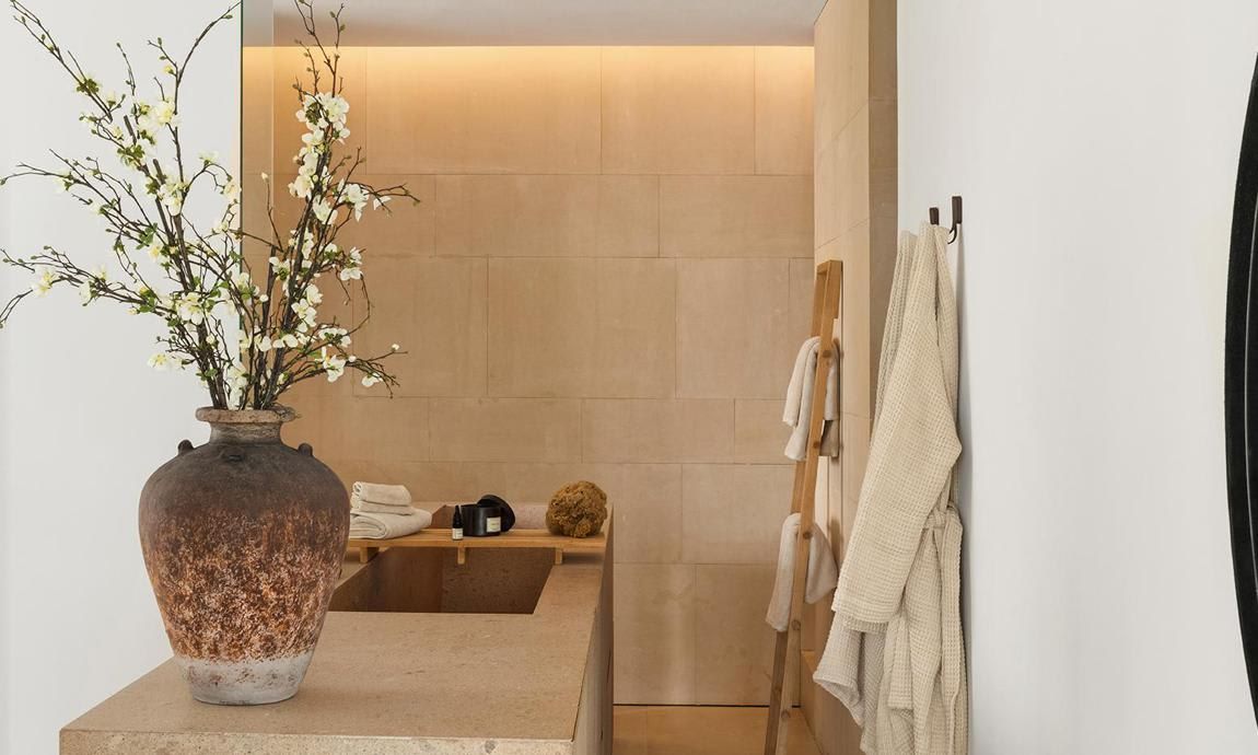 Kim Kardashian and Kanye West former NYC apartment