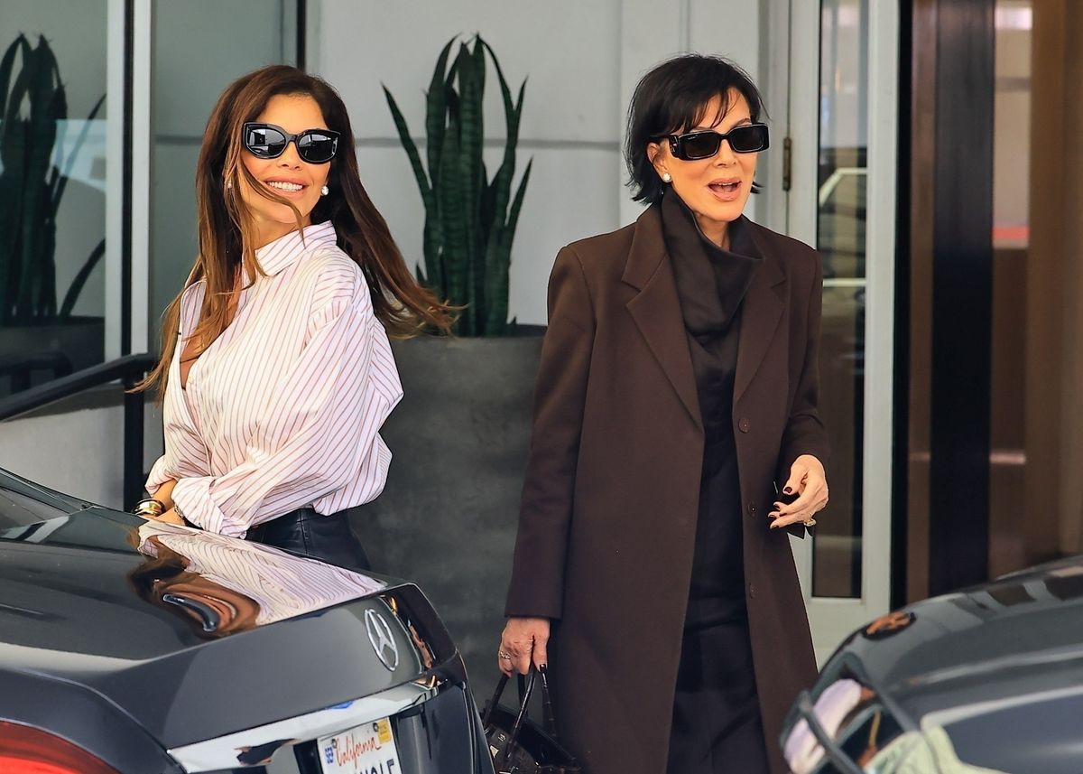 Kris Jenner and Lauren Sanchez were spotted leaving an office in Beverly Hills, sharing a warm hug on their way out.