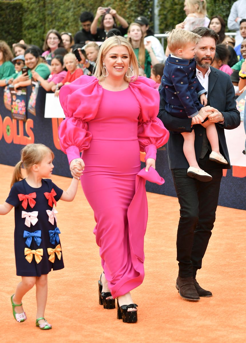 River Rose Blackstock, Kelly Clarkson, Remington Alexander Blackstock and Brandon Blackstock.