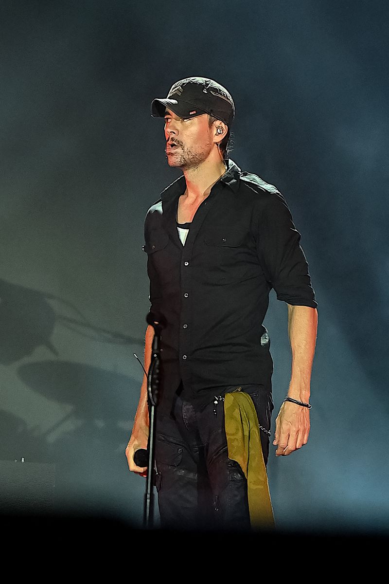 Spanish singer and songwriter Enrique Iglesias performs onstage during a concert in Mumbai on October 29, 2025. (Photo by Sujit JAISWAL / AFP) (Photo by SUJIT JAISWAL/AFP via Getty Images)