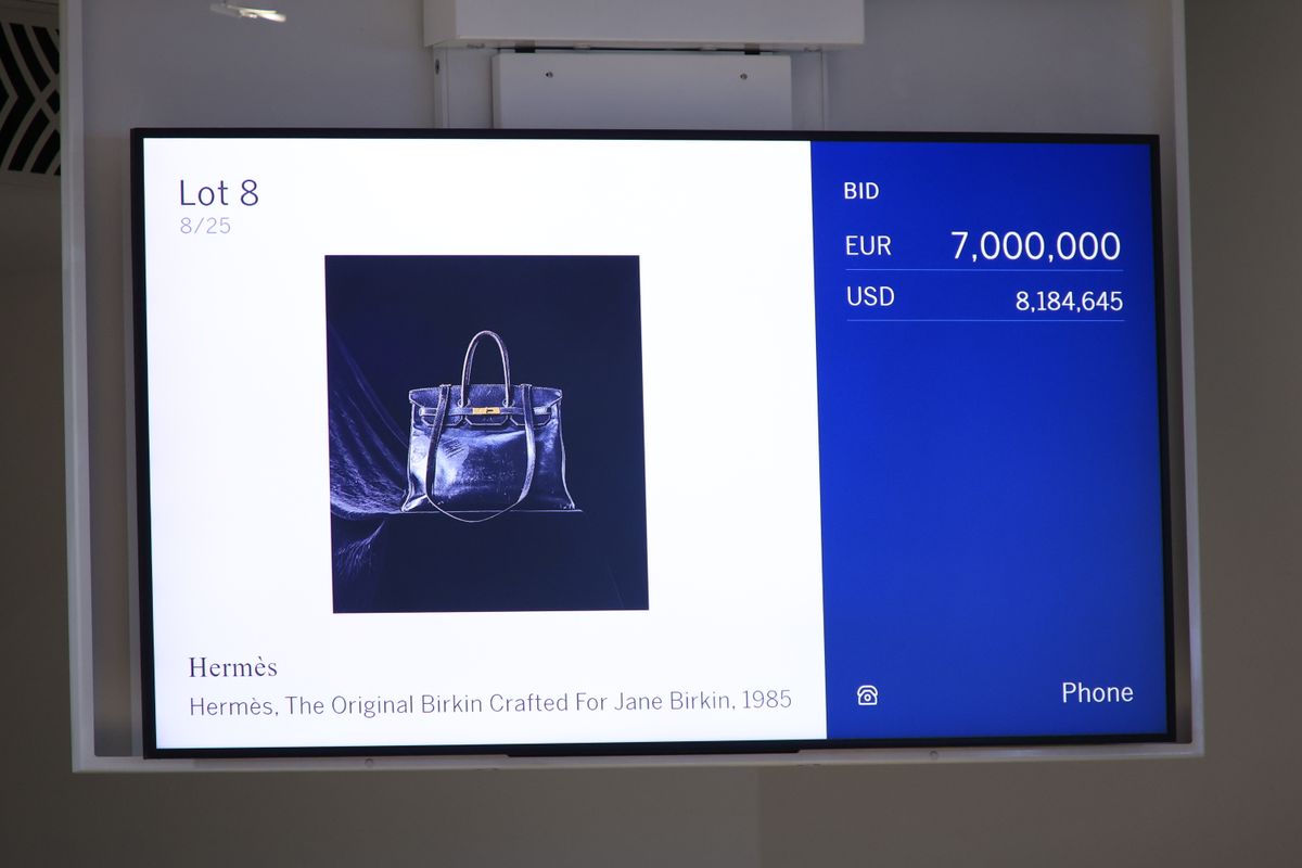On July 10, 2025, in Paris, France, Sotheby's sold Jane Birkin's bag for 7 million euros. 