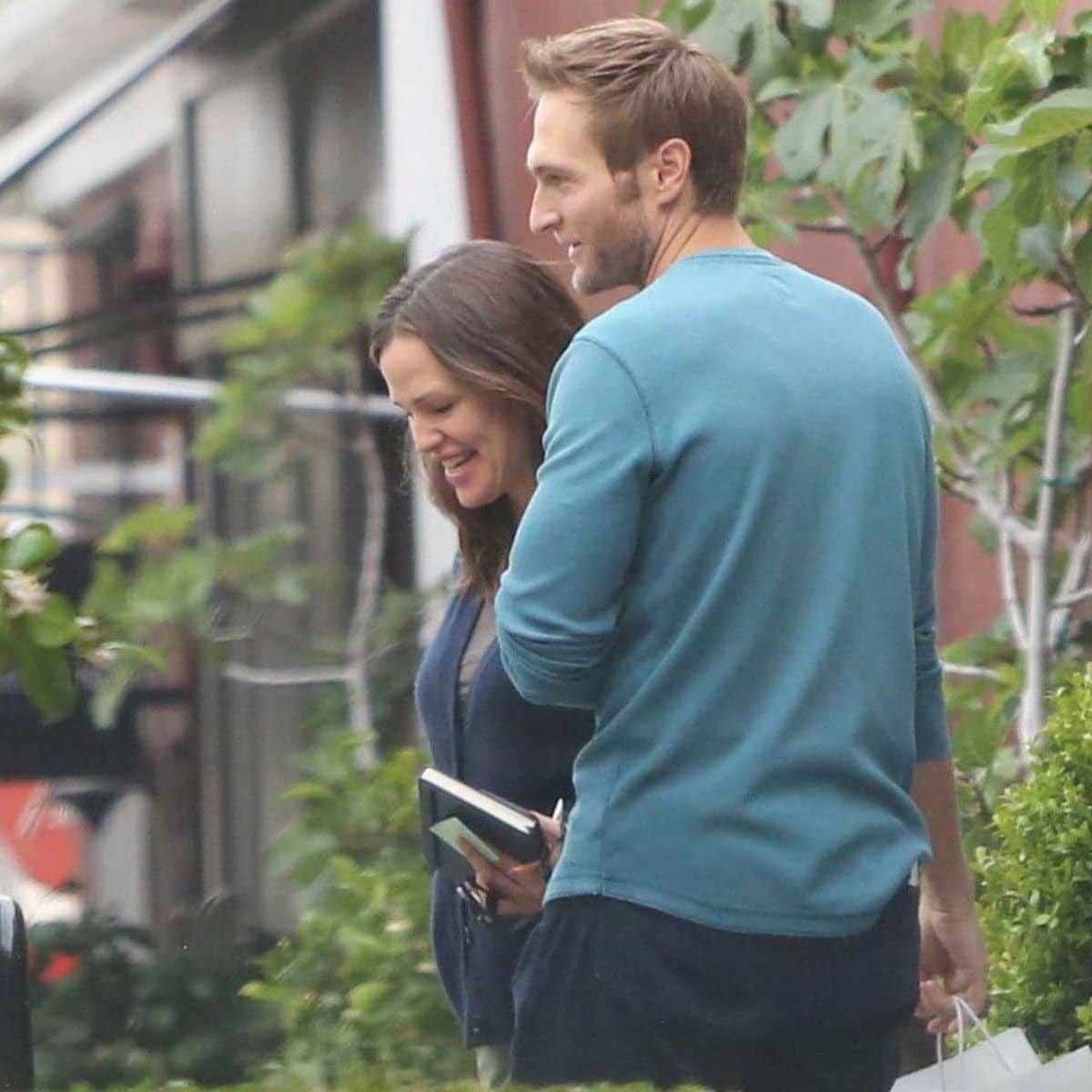 Jennifer Garner and John Miller.
