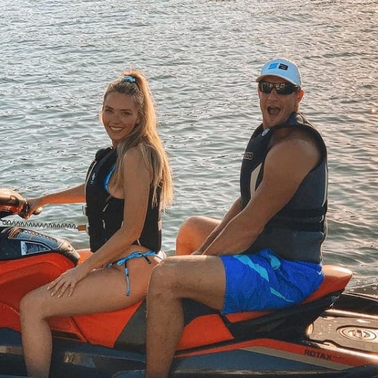 Tampa Bay Bucaneers player Rob Gronkowski with girlfriend Camille Kostek