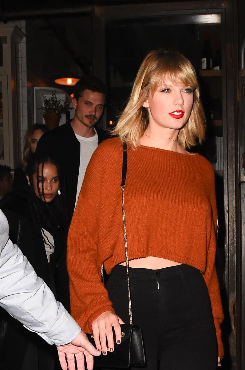  Taylor Swift is seen  in Soho on October 13, 2016 in New York City.  (Photo by Raymond Hall/GC Images)