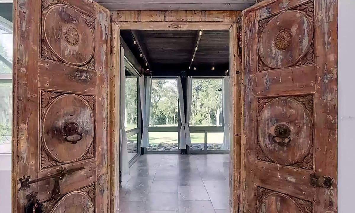 Olga Tanon Has Listed Her Equestrian Ranch
