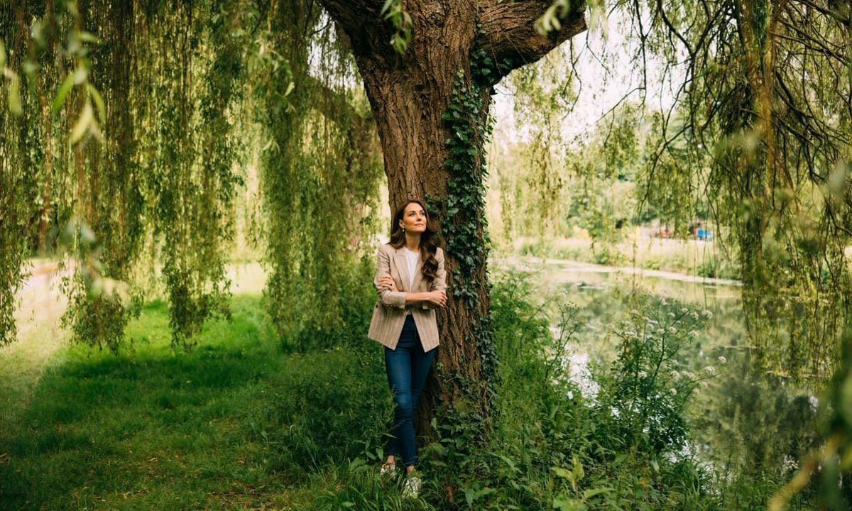  A new photo of the Princess of Wales was taken in Windsor by photographer Matt Porteous