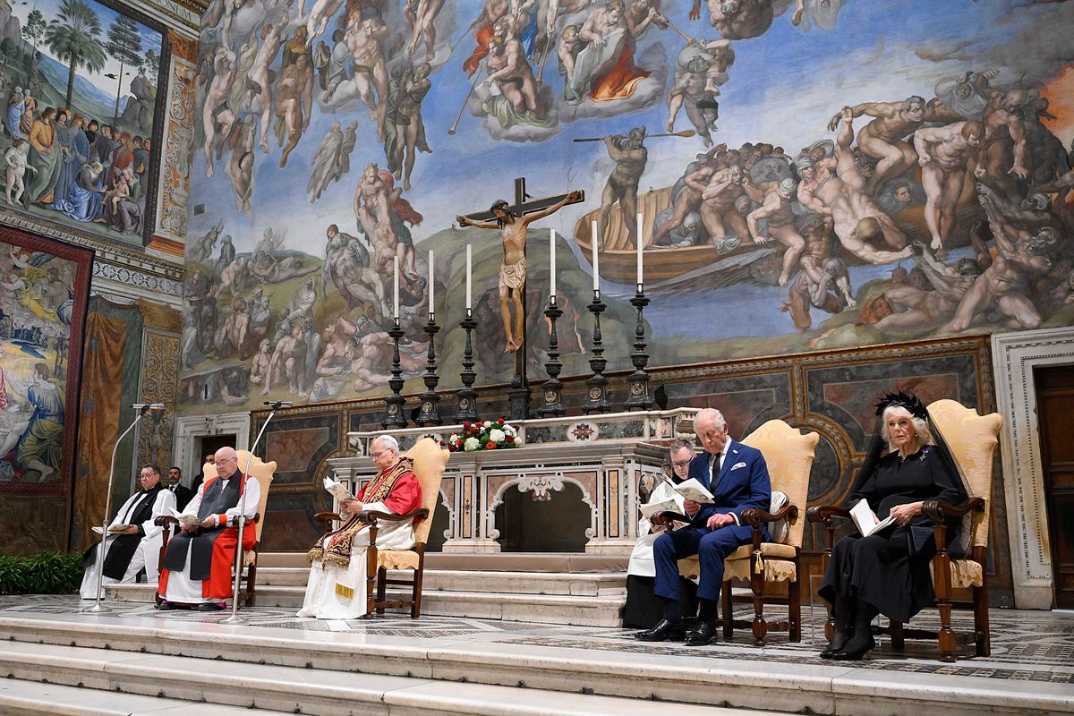 This marks the first time in 500 years that a British King prays with the Pope